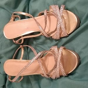 touch of Nina heels size 7